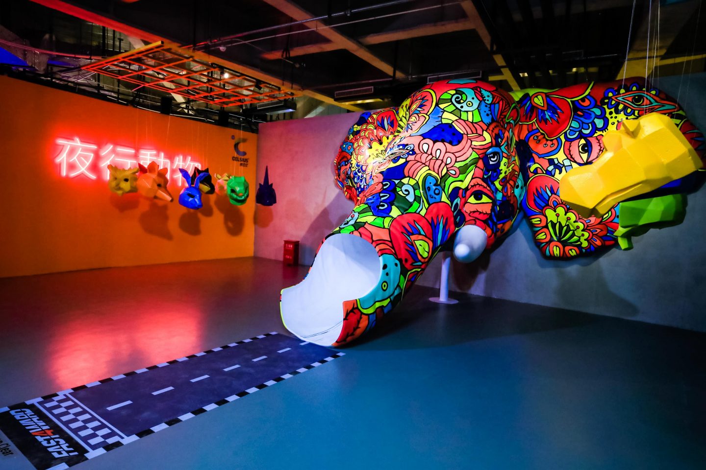 “正經(jīng)動物園”一點都不正經(jīng)，上海沉浸式主題體驗展