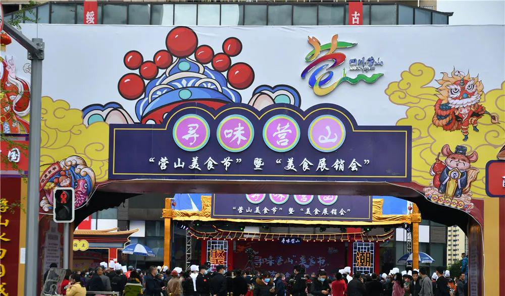 美食節(jié)活動開始了，策劃的一個個美食攤位簡直就是吃貨們的愛