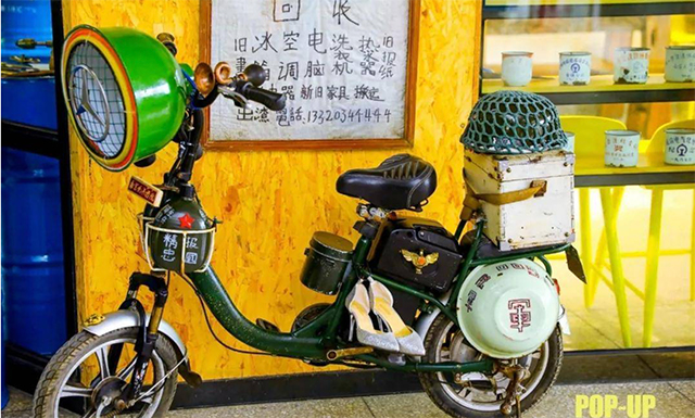 創(chuàng)意市集活動(dòng)策劃的內(nèi)容很豐富，現(xiàn)場(chǎng)人頭攢動(dòng)，更是年輕人的打卡勝地