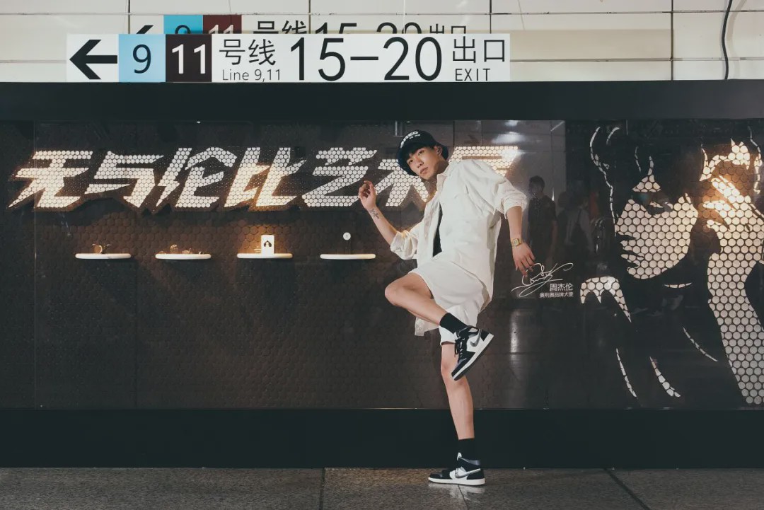 奧利奧真會玩，跨界展覽活動掀起一場地鐵里的特殊演唱會