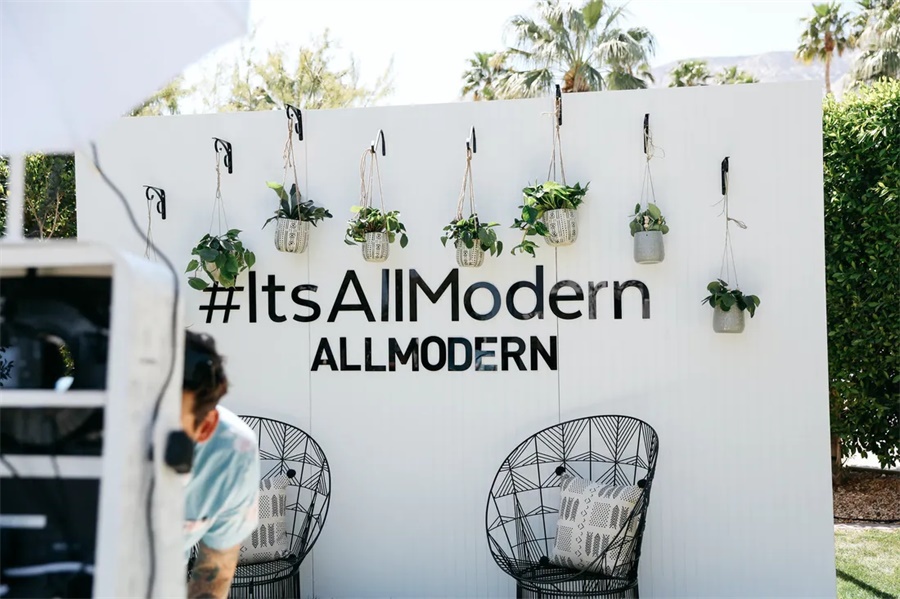 這場泳池派對活動(dòng)策劃的品牌烙印太強(qiáng)了，門頭設(shè)計(jì)直呼品牌效應(yīng) - 第10張