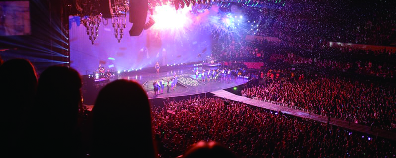 如何選擇活動主持人 - 第1張 - 會展活動策劃CCASY.COM 如何選擇活動主持人 - 第1張