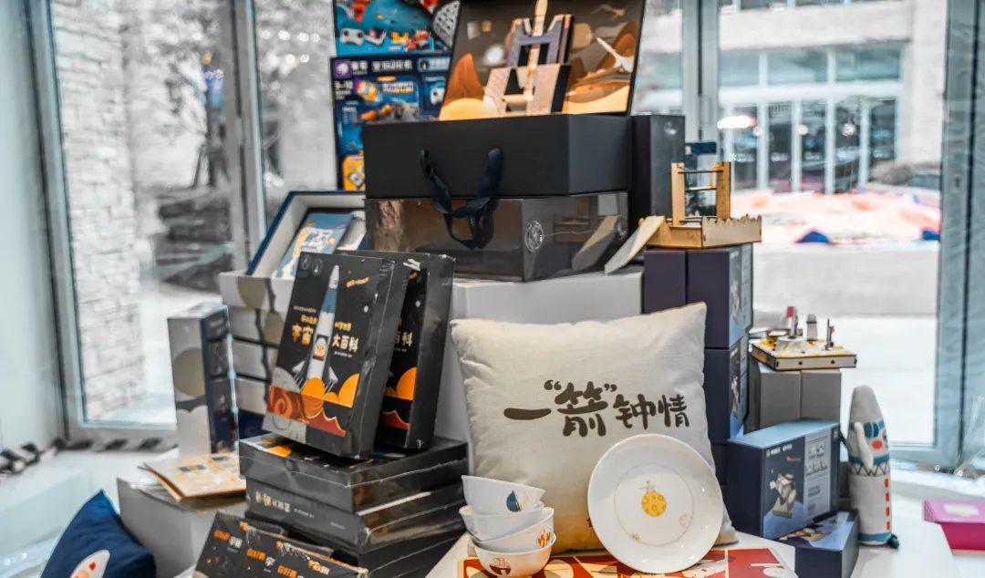 「星際計(jì)劃」藝術(shù)展覽活動(dòng)策劃首登魔都，開(kāi)啟今日份星際漫游