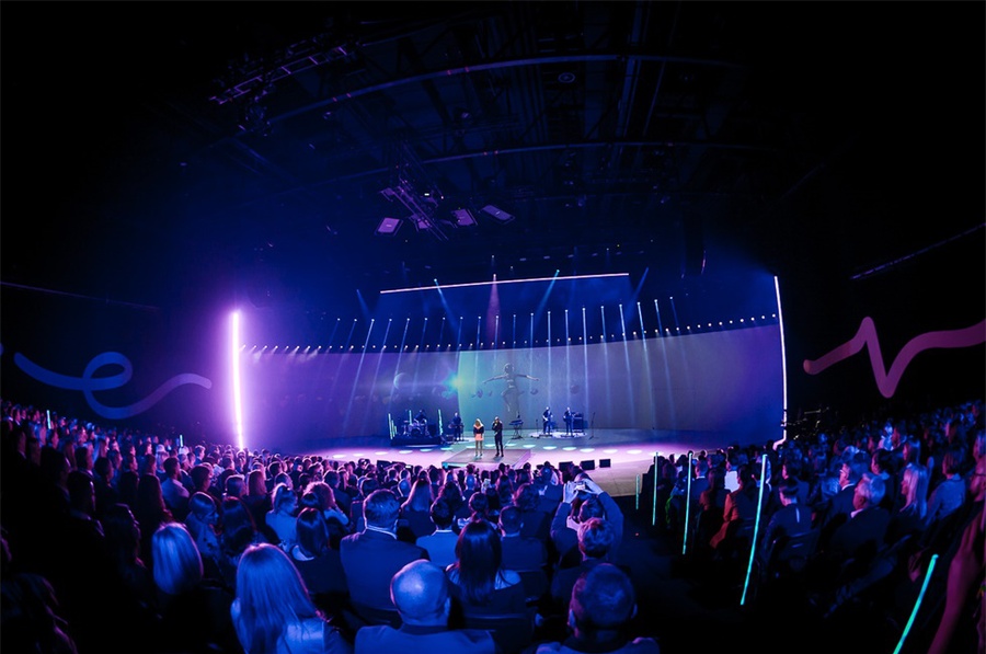 今年的「帝國(guó)書店暢銷榜」頒獎(jiǎng)晚會(huì)活動(dòng)策劃強(qiáng)化了其文化引領(lǐng)者地位 - 第29張 - 會(huì)展活動(dòng)策劃CCASY.COM 今年的「帝國(guó)書店暢銷榜」頒獎(jiǎng)晚會(huì)活動(dòng)策劃強(qiáng)化了其文化引領(lǐng)者地位 - 第29張