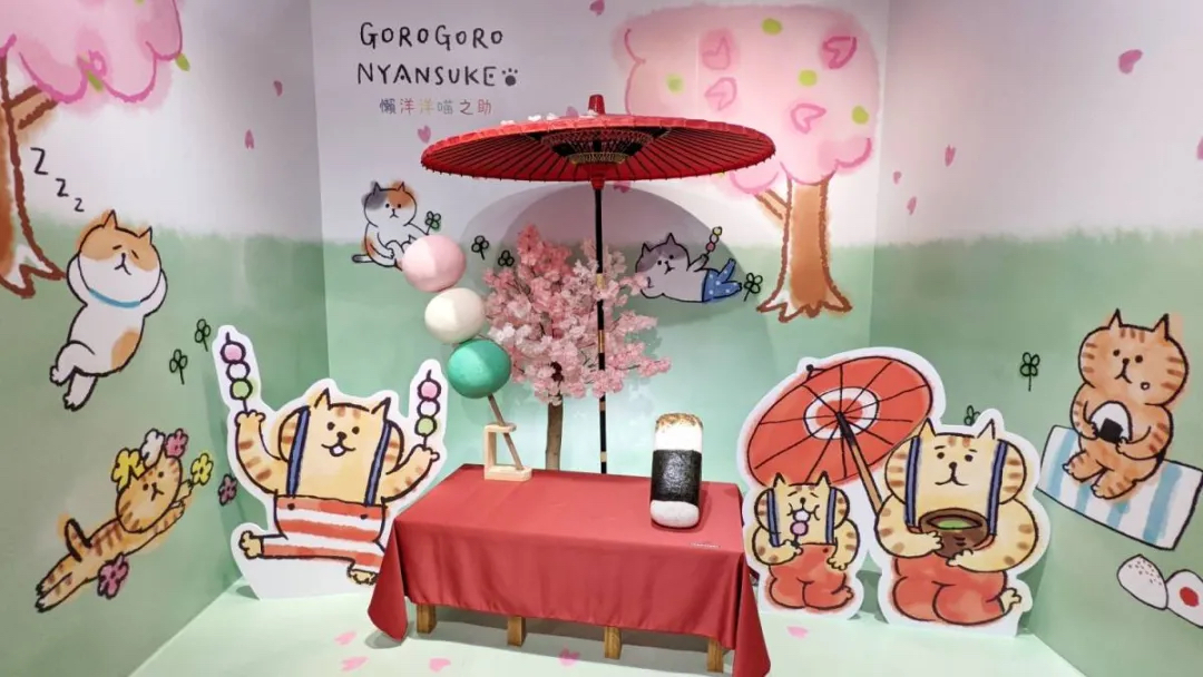 躲貓貓櫻花季快閃店活動策劃太粉萌了，快來與貓咪合拍萌照吧
