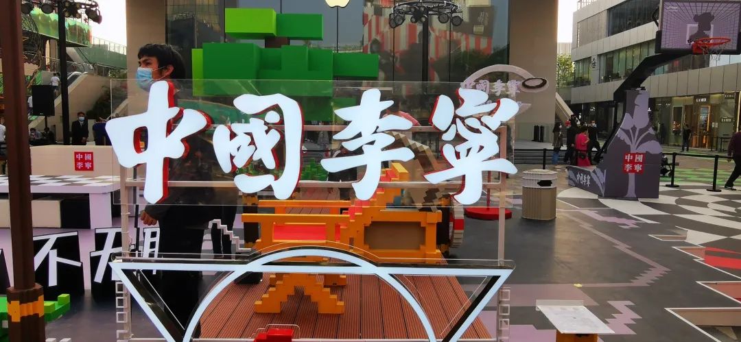 李寧“無(wú)聊不無(wú)聊”快閃店活動(dòng)策劃的主理人是一只不存在的猴子