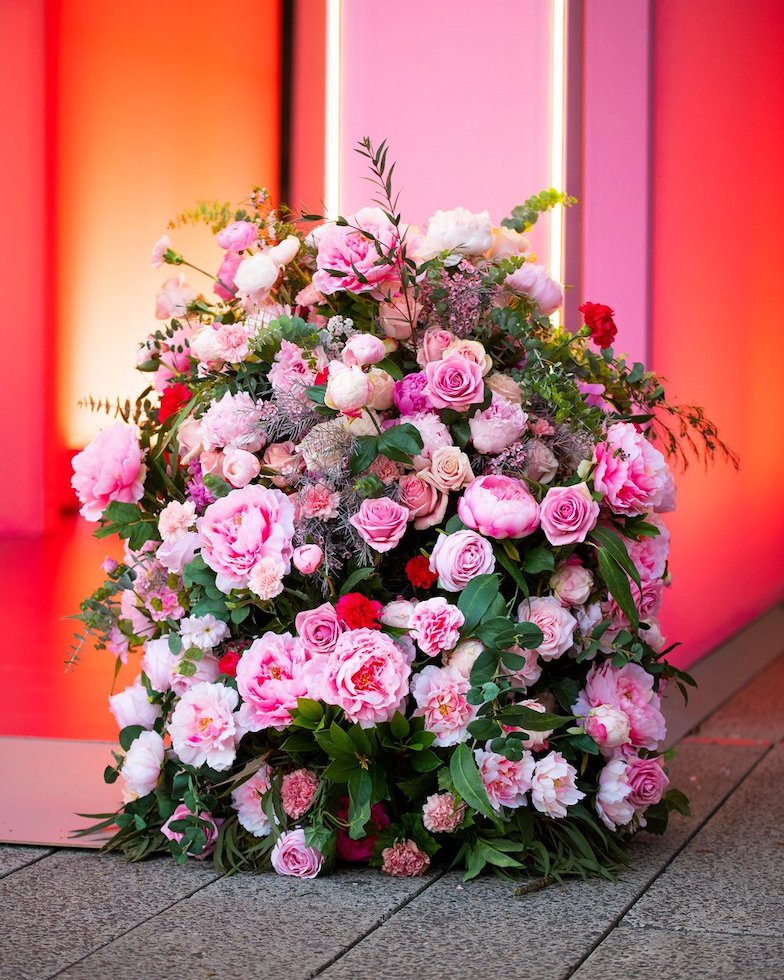 維多利亞的秘密“性感炸彈花園快閃”活動策劃現(xiàn)場香氣迷人 - 第12張 - 會展活動策劃CCASY.COM 維多利亞的秘密“性感炸彈花園快閃”活動策劃現(xiàn)場香氣迷人 - 第12張