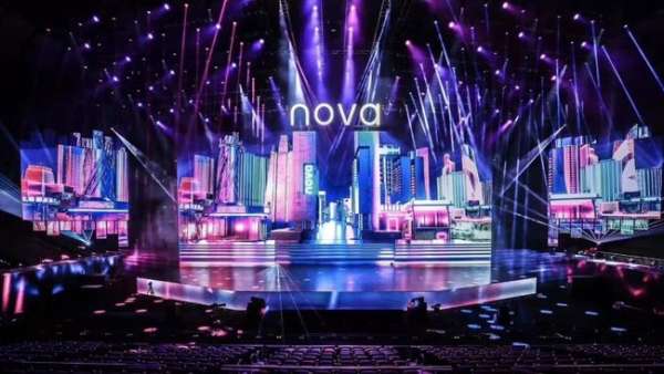 手機(jī)發(fā)布會(huì)現(xiàn)在越來越年輕化和多元化了，年輕代言人趨勢(shì)遞增