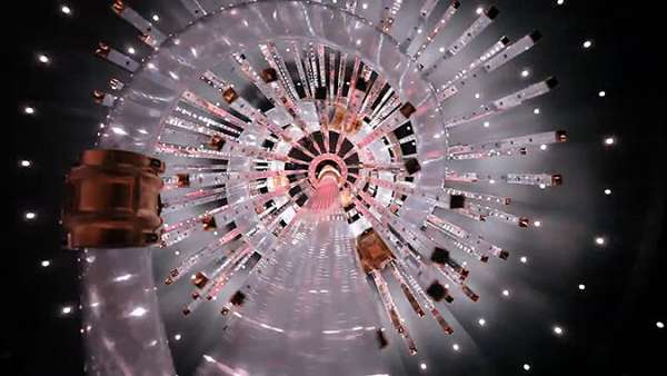 圣誕美陳變成了許愿森林，仿佛逃進(jìn)了一片神奇的林地