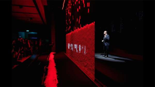 百歲周年慶典活動(dòng)安排在有歷史意義的博物館舉行，可見(jiàn)地位之重