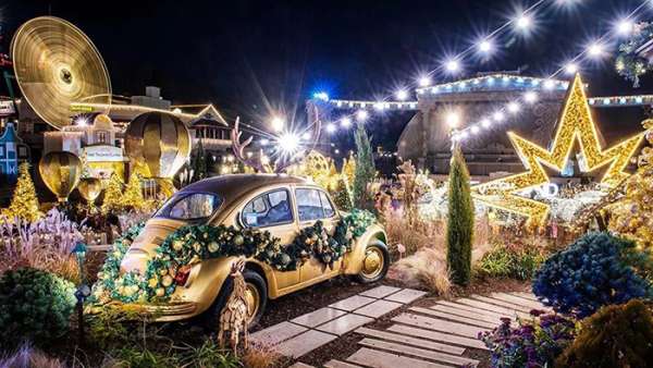 首爾的這波圣誕美陳燈光節(jié)饞得妹紙們冒著寒冷也要出門拍照打卡