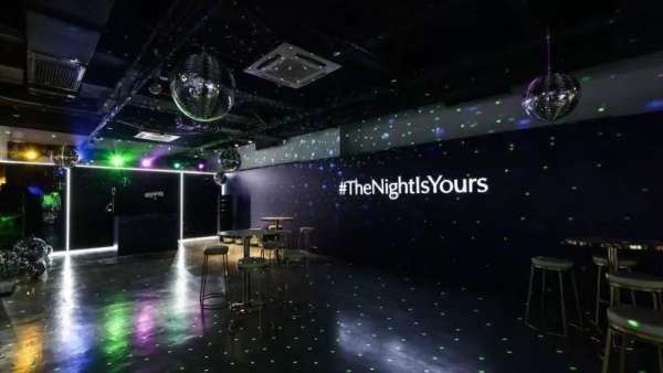 The Night Is Yours主題展覽活動(dòng)探訪深秋魔都，刷新打卡新裝置