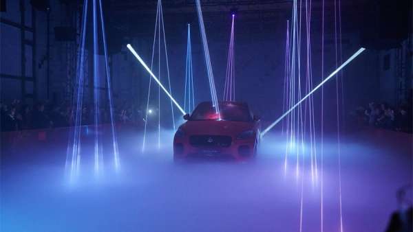 捷豹這次的新品發(fā)布會活動策劃，用驚訝已經(jīng)不足以表達觀眾的感受了