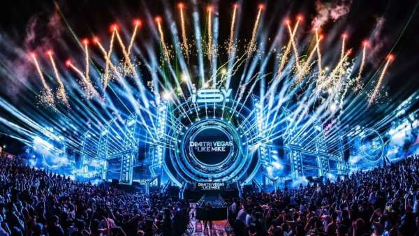 超燃音樂節(jié)活動策劃濃濃的機械感和金屬感，是觸及靈魂的視聽盛宴