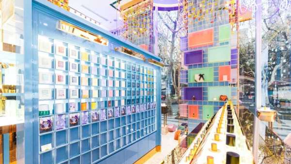 聞香打卡的活動(dòng)策劃美陳，不buy都對(duì)不起展覽得美美的產(chǎn)品