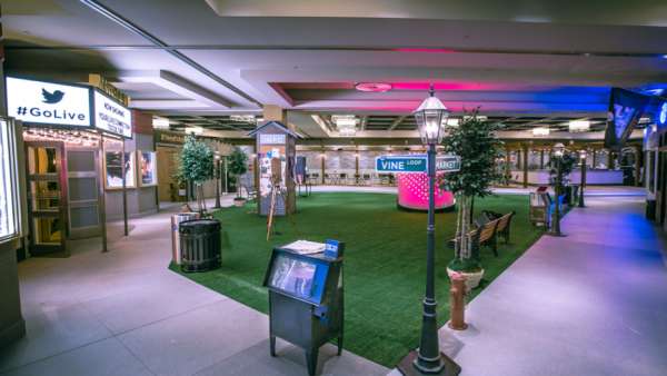 推特在會展活動現(xiàn)場搭建的社區(qū)生態(tài)系統(tǒng)對日?；顒佑绊懮羁? width=