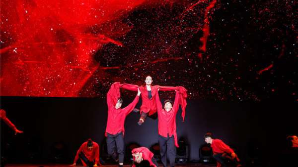 新時代的發(fā)布會活動驚艷了世界，以昂揚之姿馳騁未來