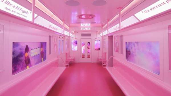 冰淇淋和糖果相間的快閃店展覽活動，這般甜蜜怎抵抗得住，甜