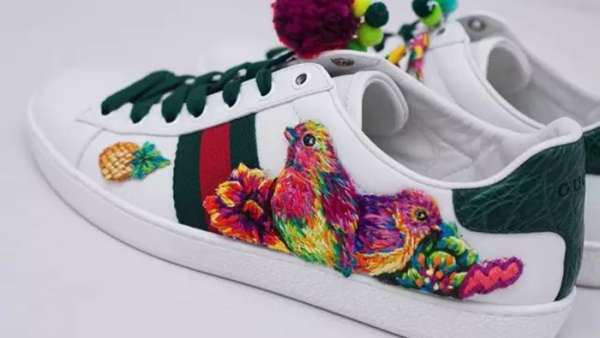 南非設計師的作品展覽活動驚呆了小伙伴，“繪畫”方式用的竟是刺激