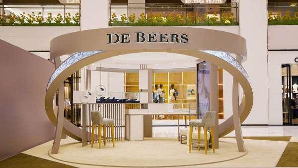 用一個(gè)密碼解鎖一場珠寶快閃店活動(dòng)，簡約純粹的永恒之選