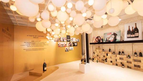 快閃店活動攜手酷炫派對，帶你見證真正的高光時刻