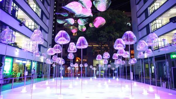 當(dāng)商場(chǎng)美陳展覽活動(dòng)遇上科技與藝術(shù)時(shí)，富有創(chuàng)意的藝術(shù)作品驚艷了