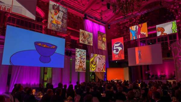 行業(yè)大會活動以兩種方法和兩種現(xiàn)場體驗揭示了主辦方“遠見性”的能力