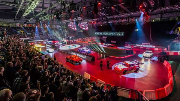 汽車慶典活動(dòng)用引擎之聲詮釋著大品牌70年的歷史文化，過癮！