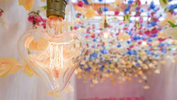 7個(gè)主題場(chǎng)景7個(gè)愛(ài)情階段，情侶主題會(huì)展活動(dòng)要你打卡好看體驗(yàn)浪漫