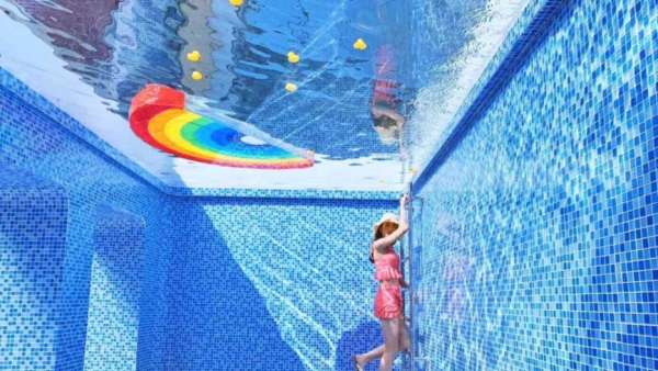 夢幻泳池空間藝術(shù)展覽活動裝置讓你從不同面感受不一樣的視覺體驗