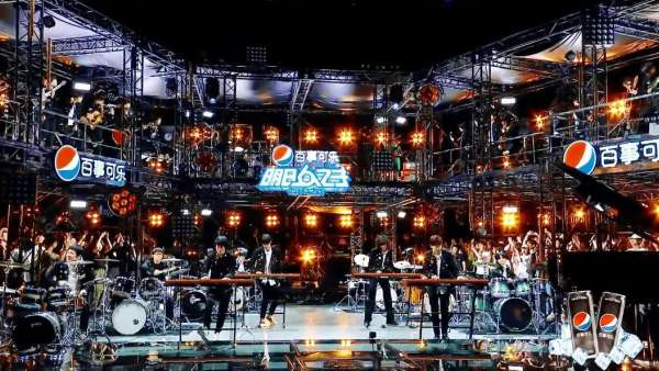 明日之子樂團(tuán)季活動(dòng)策劃的“怪有力”高校主題燈光舞美太燃