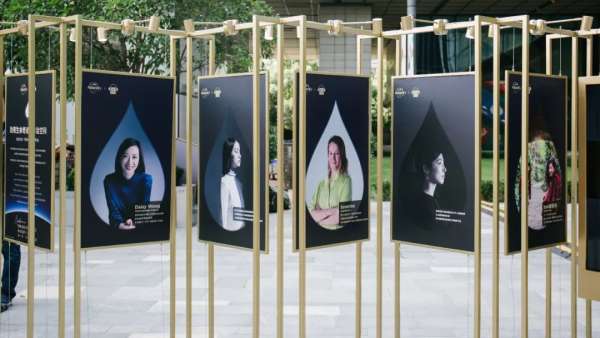 致敬生命奇跡快閃店活動策劃的黑科技互動自帶治愈系屬性