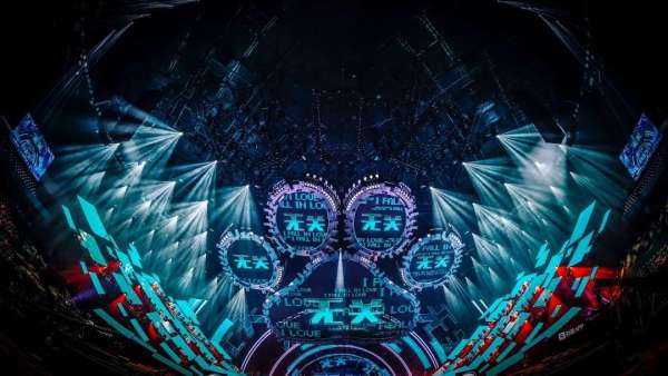 百度好奇夜活動策劃有了舞美設計加持，好奇體驗感更足了