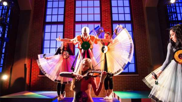 圣日耳曼利口酒夏至派對(duì)活動(dòng)策劃成一場(chǎng)鮮花的派對(duì)，太仙了！