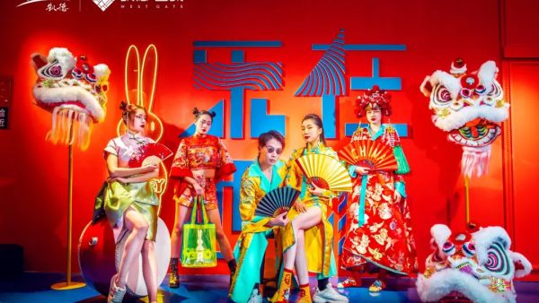 原創(chuàng)IP凱西兔主題街區(qū)活動策劃很豐富，場景打卡更明亮有趣