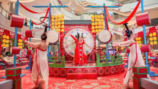 國風(fēng)年宵創(chuàng)意市集活動(dòng)策劃活脫脫的一場大型春節(jié)園游會(huì)，熱鬧繁華