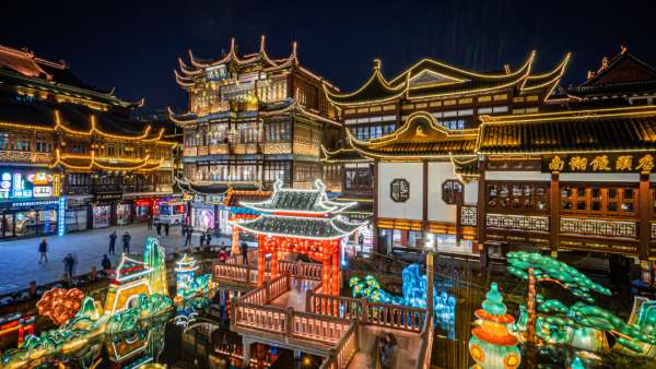 豫園新春游園活動策劃張燈又結(jié)彩，見證時代變遷和歲月流轉(zhuǎn)