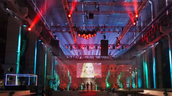 YTFF德國(guó)首映發(fā)布會(huì)活動(dòng)策劃讓廢舊發(fā)電站秒變歡樂(lè)繽紛空間