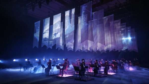 英雄聯(lián)盟音樂盛典活動(dòng)策劃打造了一場虛擬與現(xiàn)實(shí)共存的音樂電影