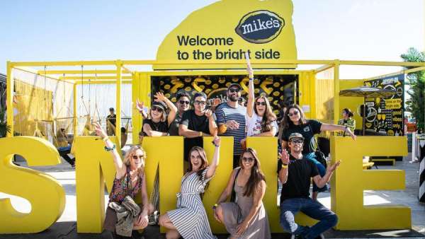 邁克檸檬水「歡樂快樂」產(chǎn)品體驗活動策劃試飲區(qū)的設(shè)計更讓人嗨森