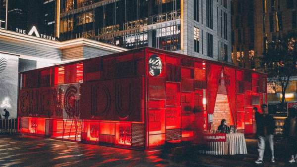 ASC青春正紅快閃活動策劃用葡萄酒擁抱了潮文化，非一般視覺！