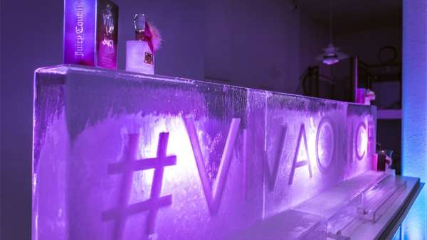 香水發(fā)布會(huì)活動(dòng)策劃辦成了一場(chǎng)網(wǎng)紅博主的沉浸式啟動(dòng)晚宴