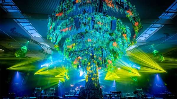 100周年慶典活動(dòng)策劃邀你一起堅(jiān)持我們的根