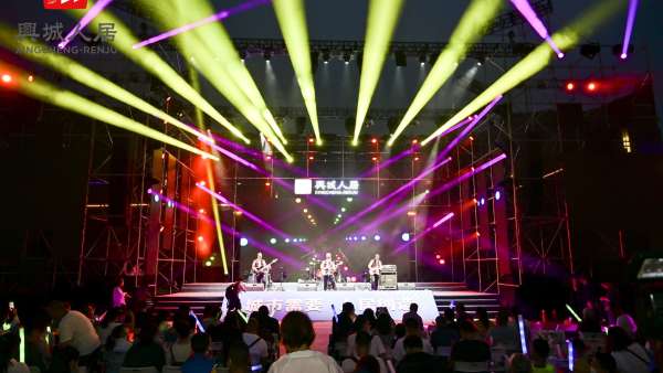 洋盤生活節(jié)活動策劃以熊貓?jiān)貫榉諊鸂I造載體，創(chuàng)新規(guī)劃三大主題內(nèi)容