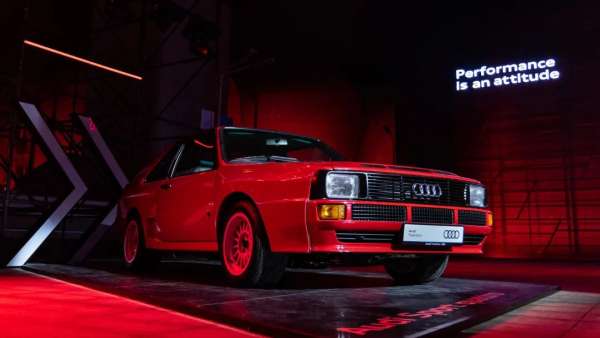 奧迪RS燃擎之夜活動策劃了空間、時間、賽道街道、燃油電動四重折疊