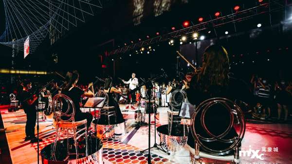 50DOORS時(shí)尚藝術(shù)跨界音樂(lè)會(huì)活動(dòng)策劃頗具“任意門”意趣