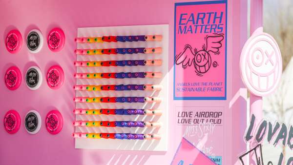 Miss Sixty北京草莓音樂(lè)節(jié)限時(shí)快閃店活動(dòng)策劃滿(mǎn)滿(mǎn)的少女心