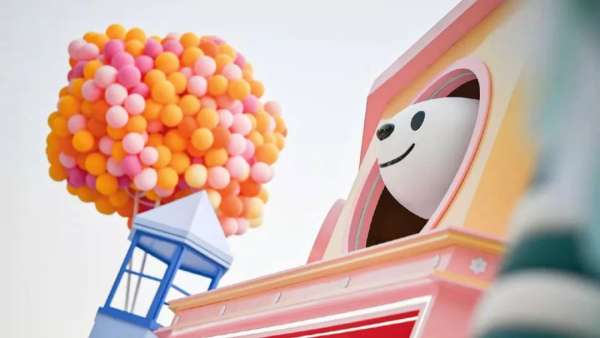 “京東寶貝趴”快閃店活動(dòng)策劃的馬卡龍粉與藍(lán)搭配，超級(jí)有愛(ài)