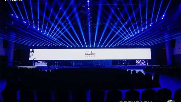 獨立思考,創(chuàng)造不可思議的時代:一場不可思議的科技商業(yè)峰會