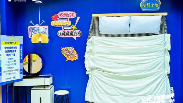 德邦快遞畢業(yè)寄快閃活動(dòng)先發(fā)制人，迅速對(duì)準(zhǔn)了Z世代人群